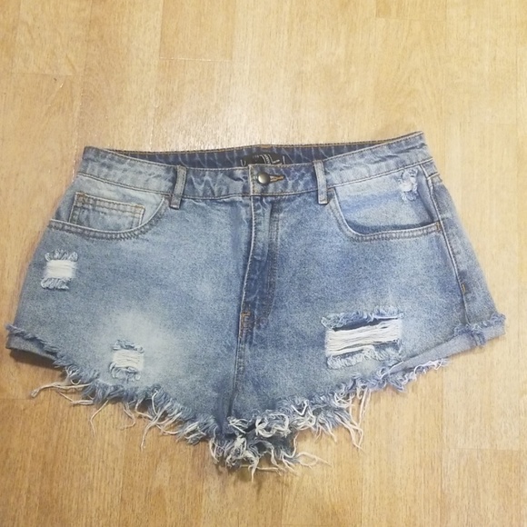 Forever 21 Pants - Forever 21 high waisted shorts